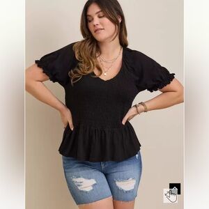 Torrid Black Cotton Modal Slub Smocked Short Sleeve Babydoll Top, Size 1 / 2